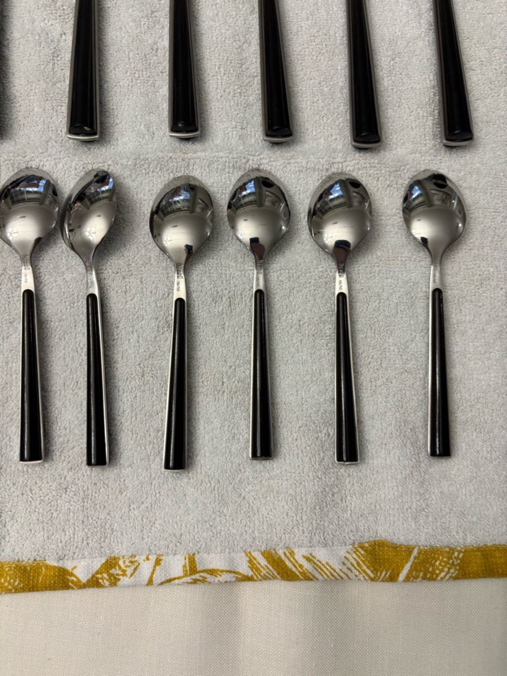 Mepra  24pc Flatware Set Blackish/Brown Resin Italian 18/10 Stainless Steel - Picture 8 of 15